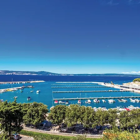 Awesome In With Jacuzzi Semesterbostad *