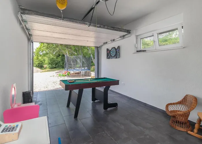 Awesome In With Jacuzzi Holiday home Drivenik