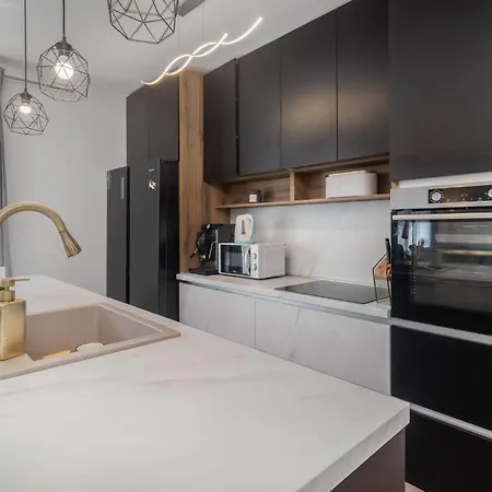 Prázdninový dům Awesome In With Jacuzzi *